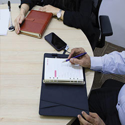 Vice HK0006 Organizer with USB, Wireless Charging
